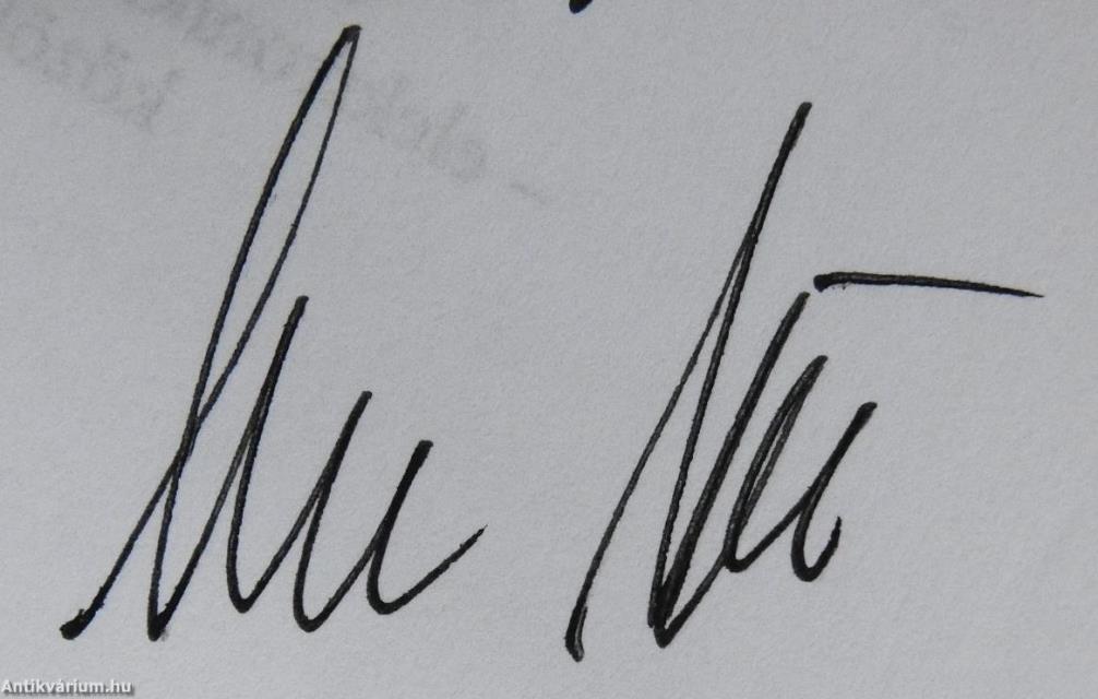 Népírtások a XX. században (dedikált példány)