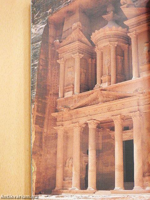 Istenek ivadékai vagyunk