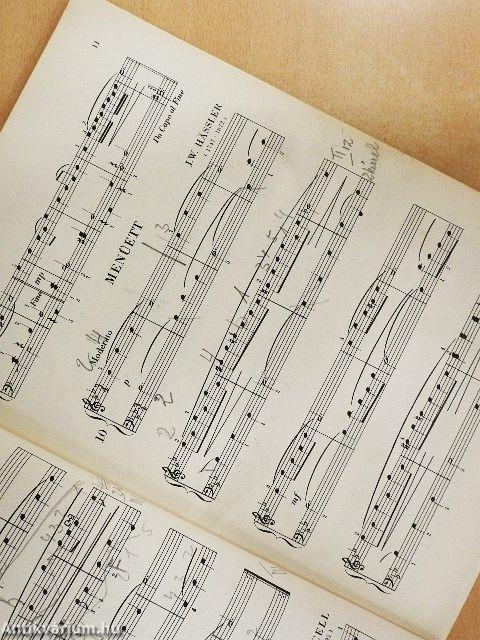 Régi táncok gyermekeknek zongorára