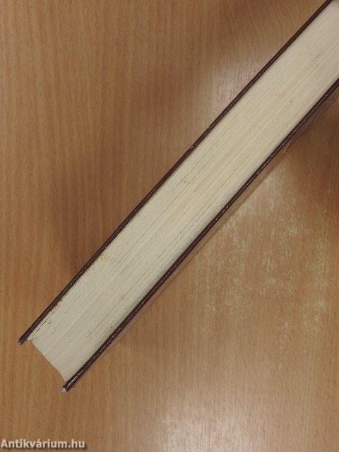 Akszel Berg a négyéletű ember