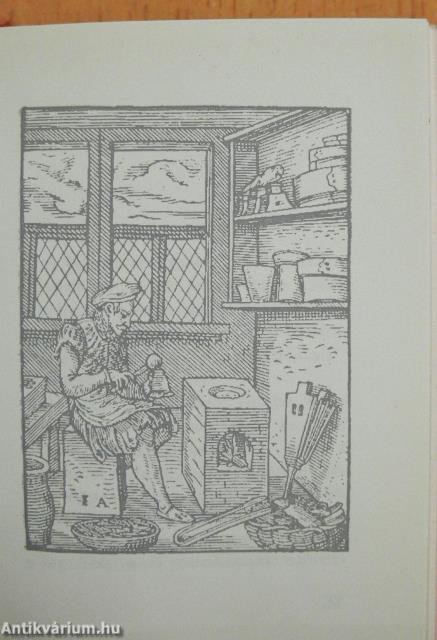 30 esztendő (minikönyv)