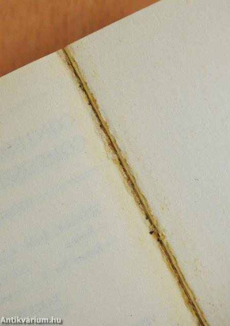 300 years of piano music (minikönyv)