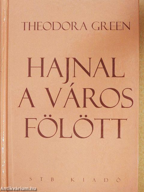 Hajnal a város fölött