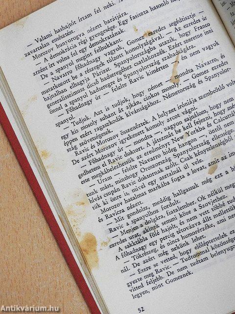 A Diadalív árnyékában