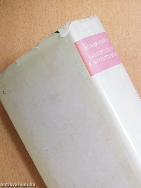 Gondolatok a könyvtárban