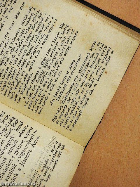 Élőknek a holtakról