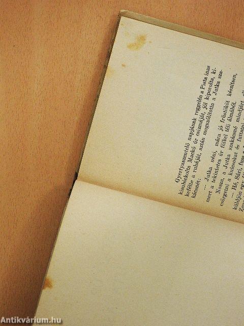 Mackó úr második utazása