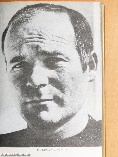 Mélytengeri áramlás/Tudósítás a toronyból/Ezer év/Tisztelet Komlónak/Requiem egy hadseregért/Lágerek népe