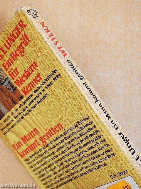 Ein Mann kommt geritten