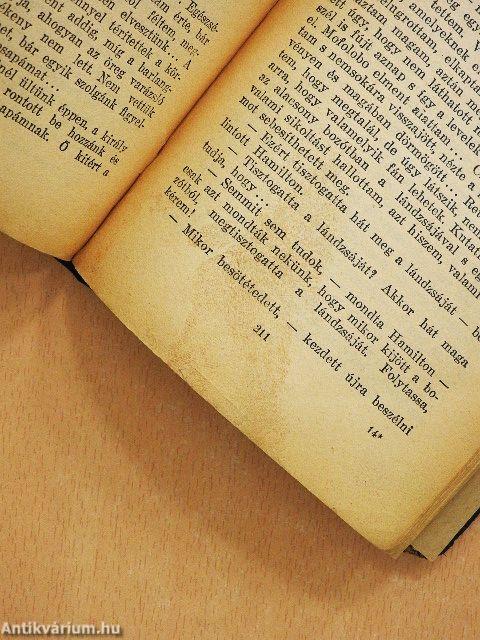 Sandi rendet csinál