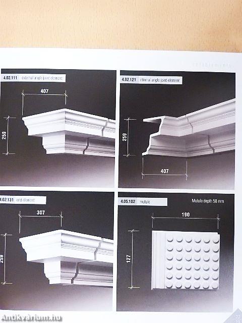 Gaudí - Facade Mouldings