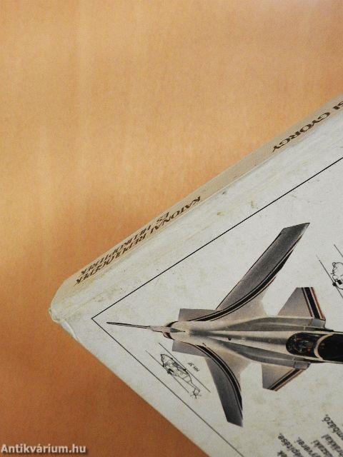 Katonai repülőgépek és helikopterek