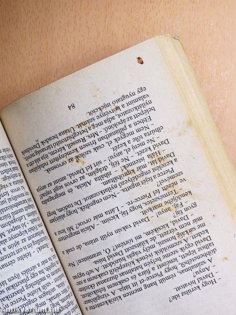 Virágot pedig ne küldj!