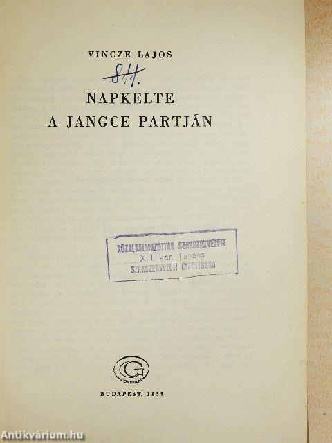Napkelte a Jangce partján