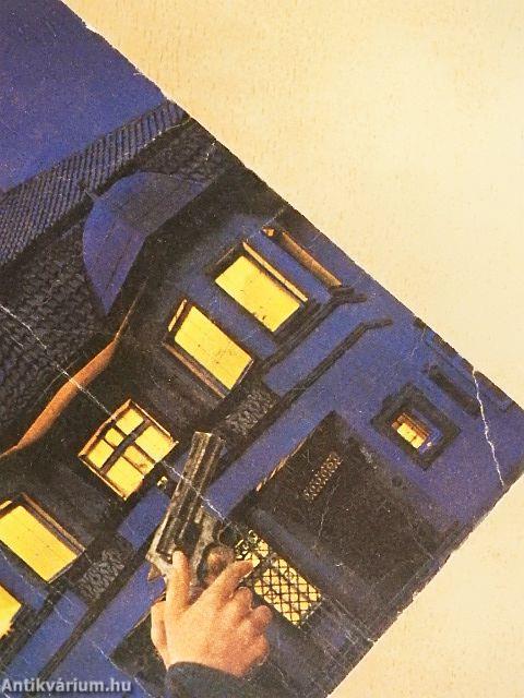 Az aranyhal nem bújhat el