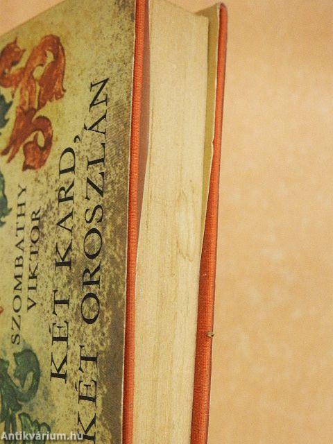 Két kard, két oroszlán