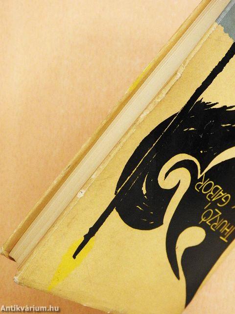 Az istennő hajóra száll