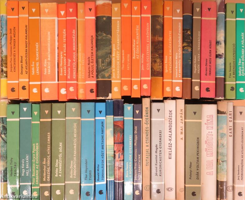 "45 kötet a Világjárók sorozatból (nem teljes sorozat)"