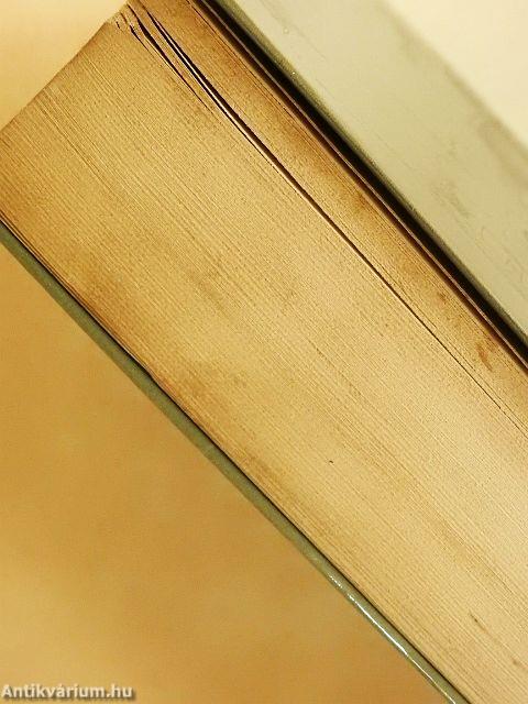 És száját nem nyitotta szóra