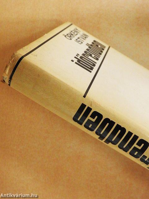 Időrendben - Regények