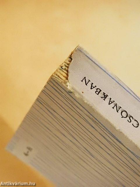 Három ember egy csónakban