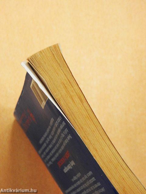 Elloplak magamnak/Penészvirág/Leszek a kiscicád