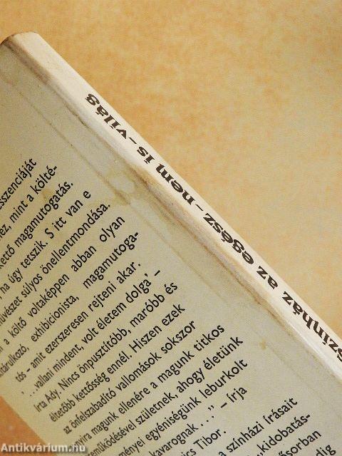 Színház az egész -nem is- világ