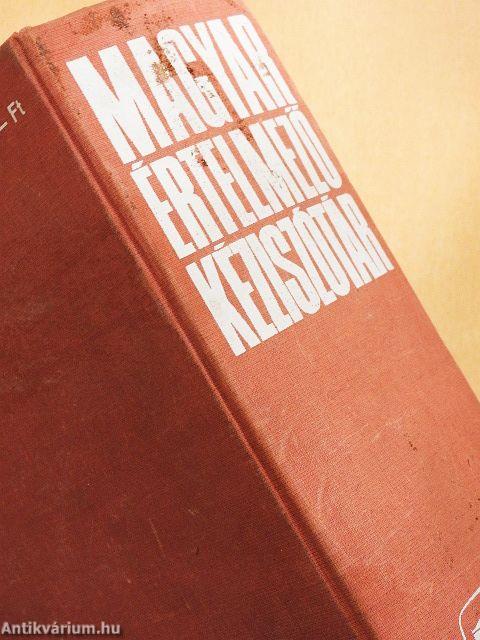 Magyar értelmező kéziszótár