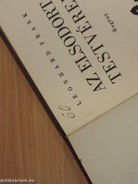 Az elsodort testvérek