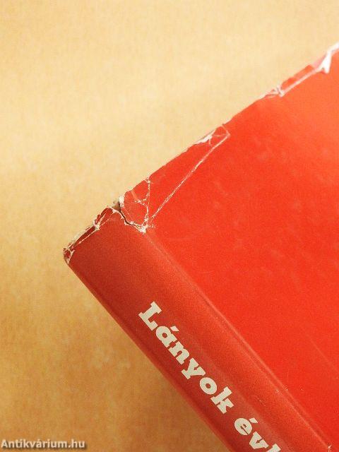 Lányok Évkönyve 1974