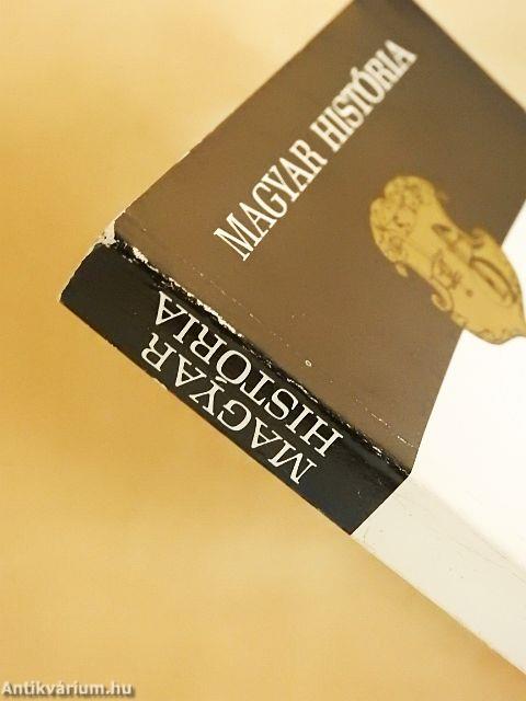 Forradalomról forradalomra