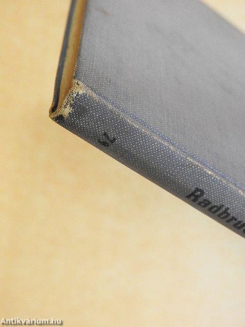 Einführung in die Rechtswissenschaft (gótbetűs)