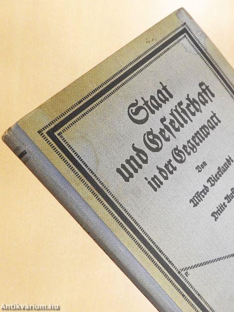 Staat und Gesellschaft in der Gegenwart (gótbetűs)