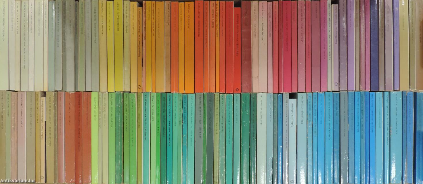 "120 kötet az Európa Zsebkönyvek sorozatból (nem teljes sorozat)"