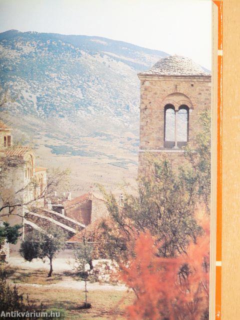 A távolságot, mint üveggolyót...