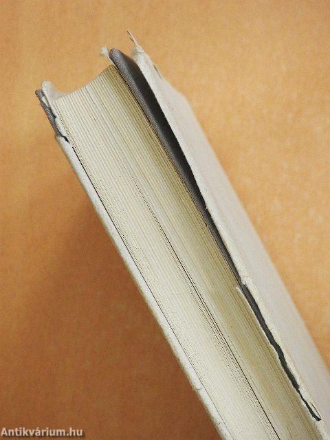 Nagy árnyakról bizalmasan