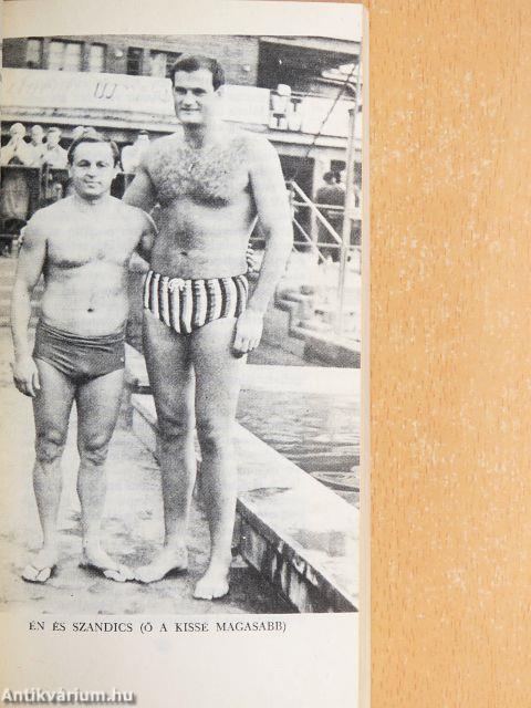 Itt állok megfürödve