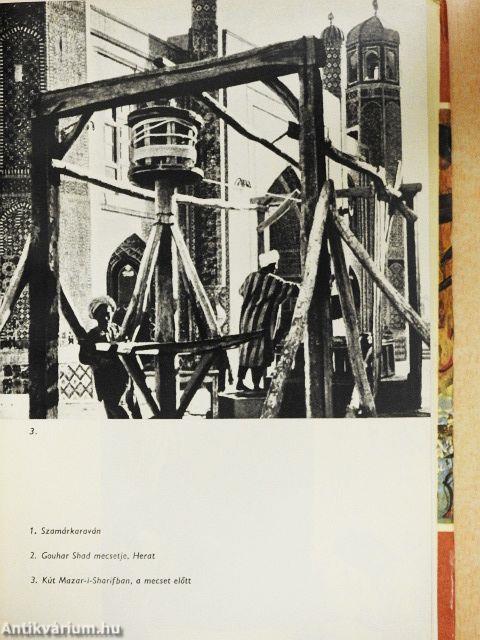 A kultúrák keresztútján