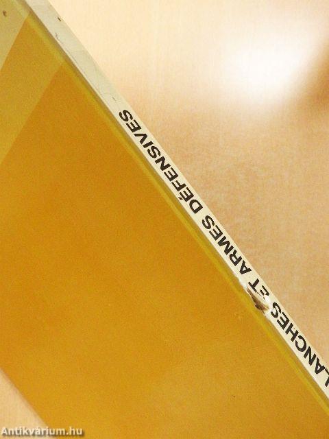 Armes blanches et armes défensives