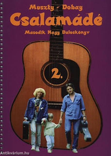 CSALAMÁDÉ NAGY DALOSKÖNYV 2.