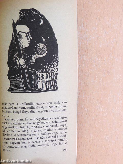 "60 kötet a Kozmosz Fantasztikus Könyvek sorozatból (nem teljes sorozat)"