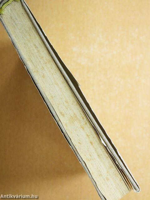 Fülüket lebegtető elefántok