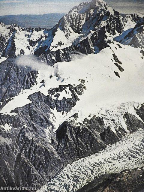 The Land and Wild-life of Australasia