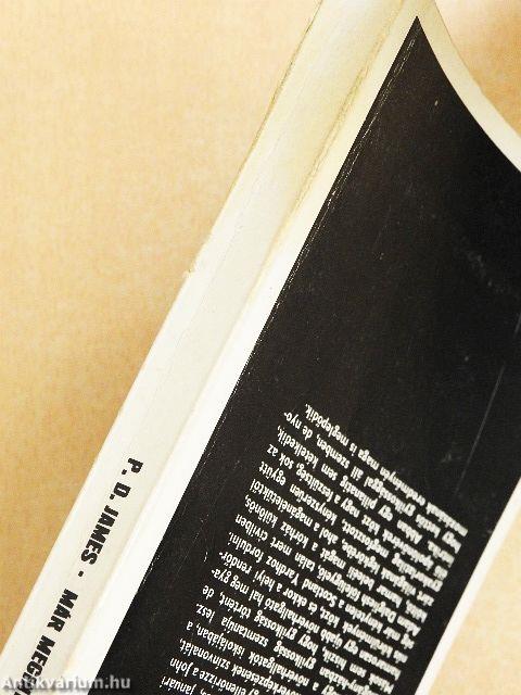 Már megint egy csalogány