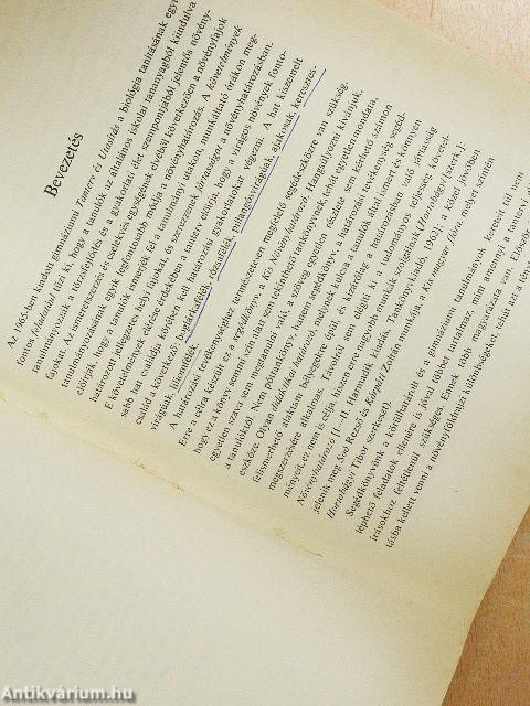 Kis növényhatározó