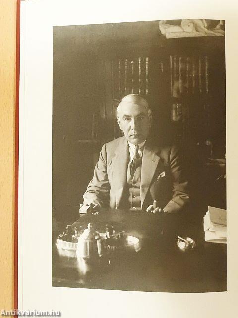 Kincskereső kisködmön/A magyar paraszt/Ének a búzamezőkről