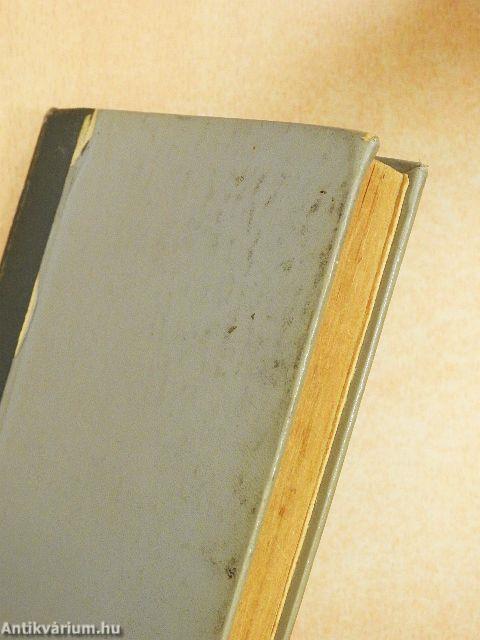 Mogyoró kinövi a kabátját