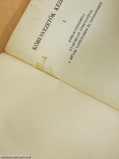 Kórusgyűjtemény gyakorlati útmutatóval a művek tanításához és előadásához