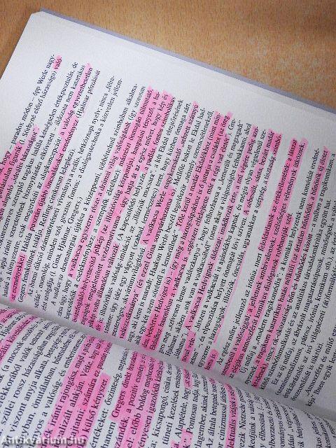 Középiskolai kötelező olvasmányok elemzése