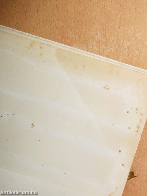 Holdfény Tahiti felett